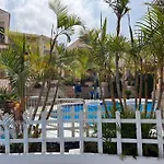 Beach, Shopping A Few Meters Away Apartman *