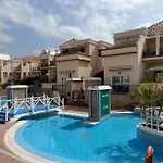 Apartman Beach, Shopping A Few Meters Away